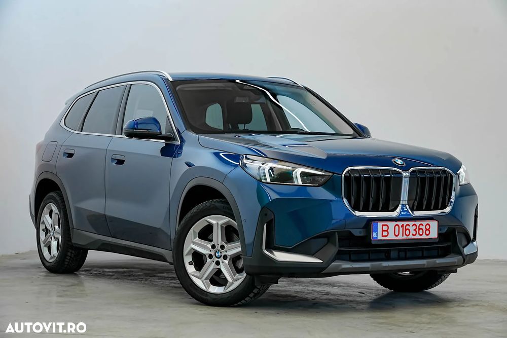 BMW X1 sDrive18i Aut. Sport Line - 2