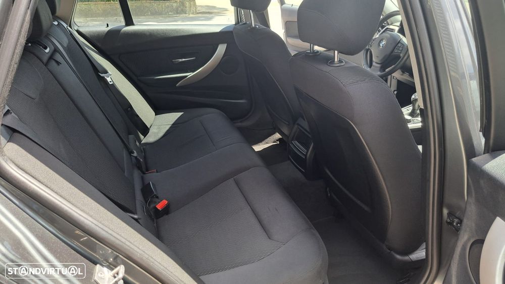 BMW 316 d Line Modern - 36