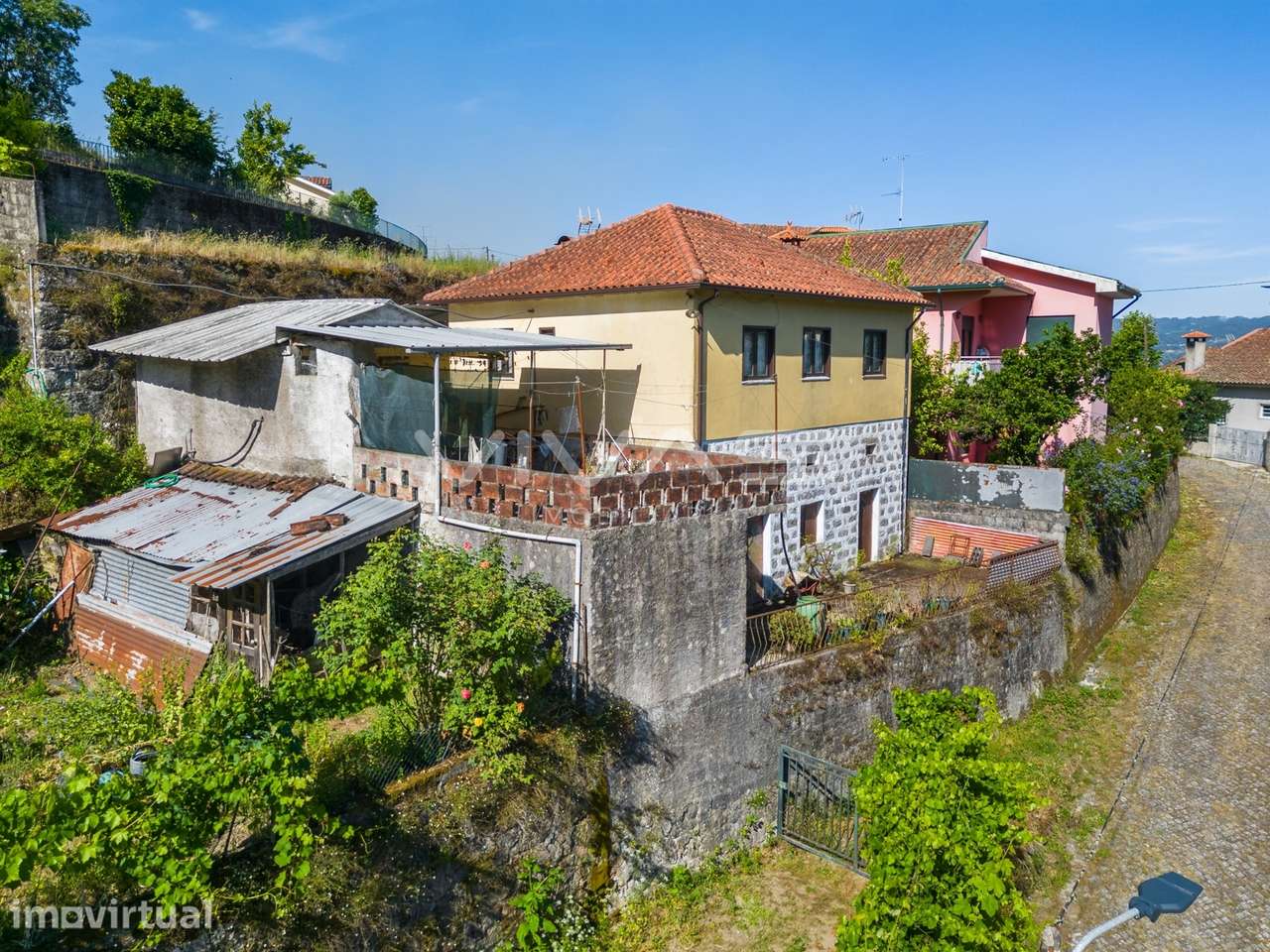 Moradia T3 Venda em Caldelas, Sequeiros e Paranhos,Amares - Grande imagem: 3/29
