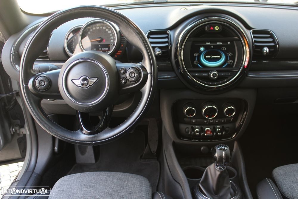 MINI Clubman Cooper D - 18