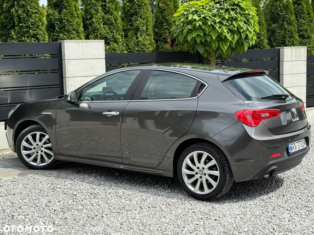Alfa Romeo Giulietta 1.4 TB MultiAir Exclusive - 10