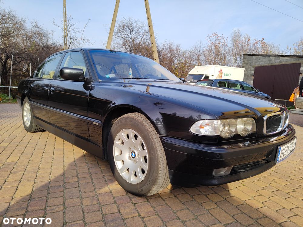 BMW Seria 7 740d - 3