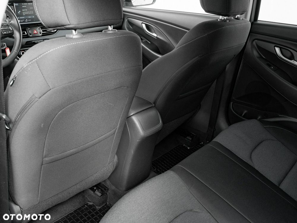 Hyundai i30 1.5 DPI Smart - 23