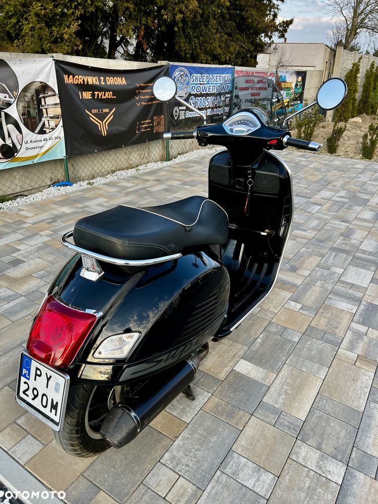 Vespa GTS - 15