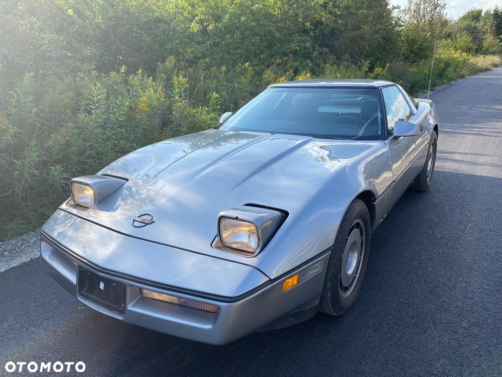 Chevrolet Corvette - 10
