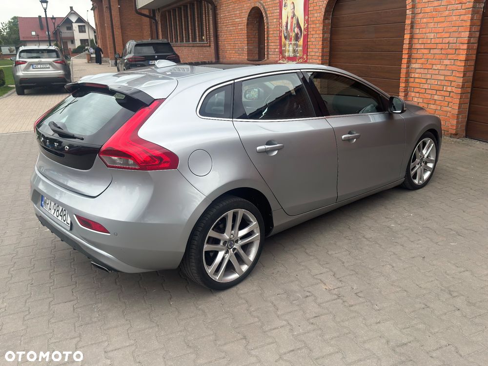 Volvo V40 D2 Drive-E Summum - 5