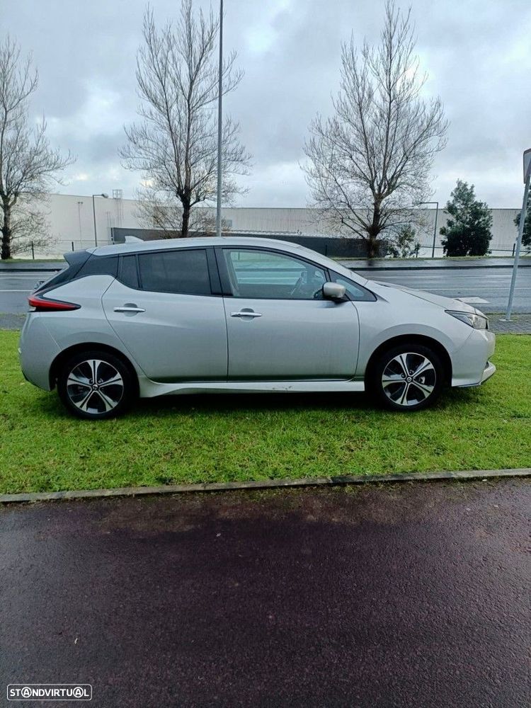 Nissan Leaf - 7