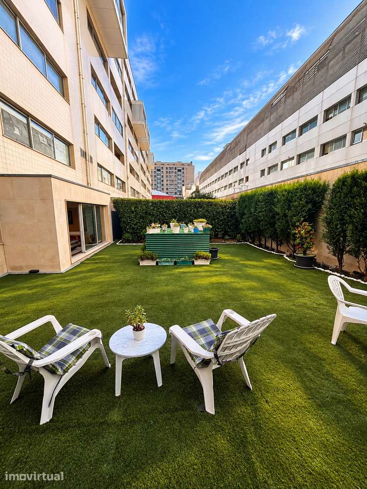 T3 com Jardim Privativo e Churrasqueira | Condomínio Fechado - Grande imagem: 4/30