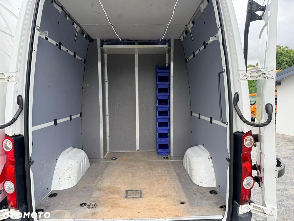 Volkswagen Crafter - 6