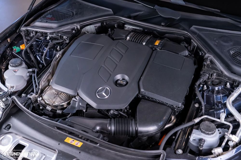 Mercedes-Benz E 300 de AMG Line - 8
