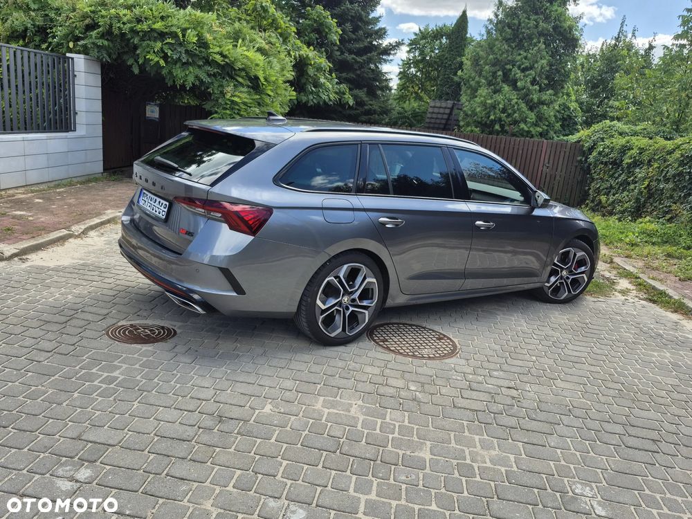 Skoda Octavia Combi 2.0 TDI DSG 4x4 RS - 10