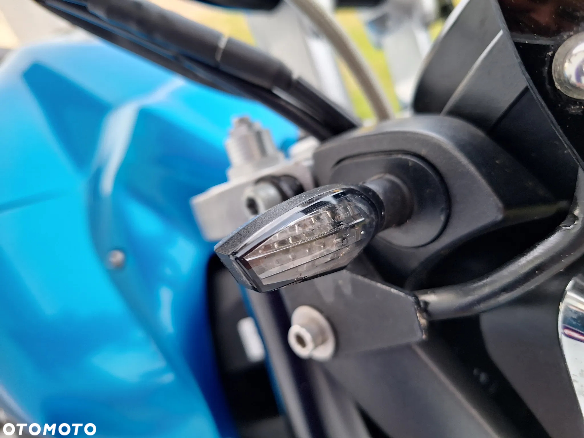 Yamaha FZ - 12