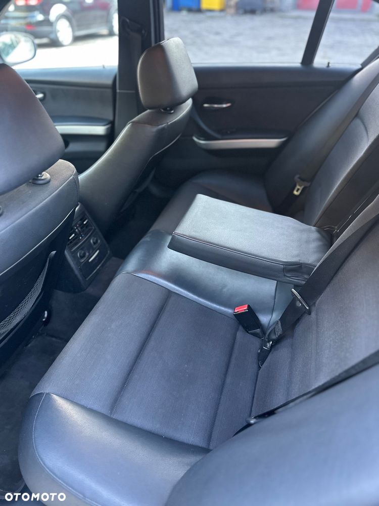 BMW Seria 3 - 14