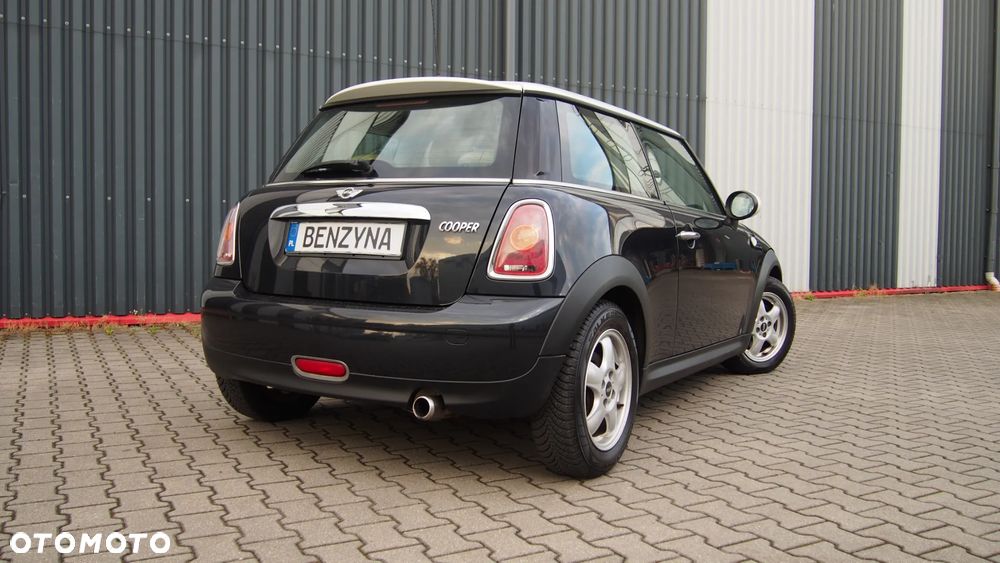MINI Cooper 50 Camden - 4