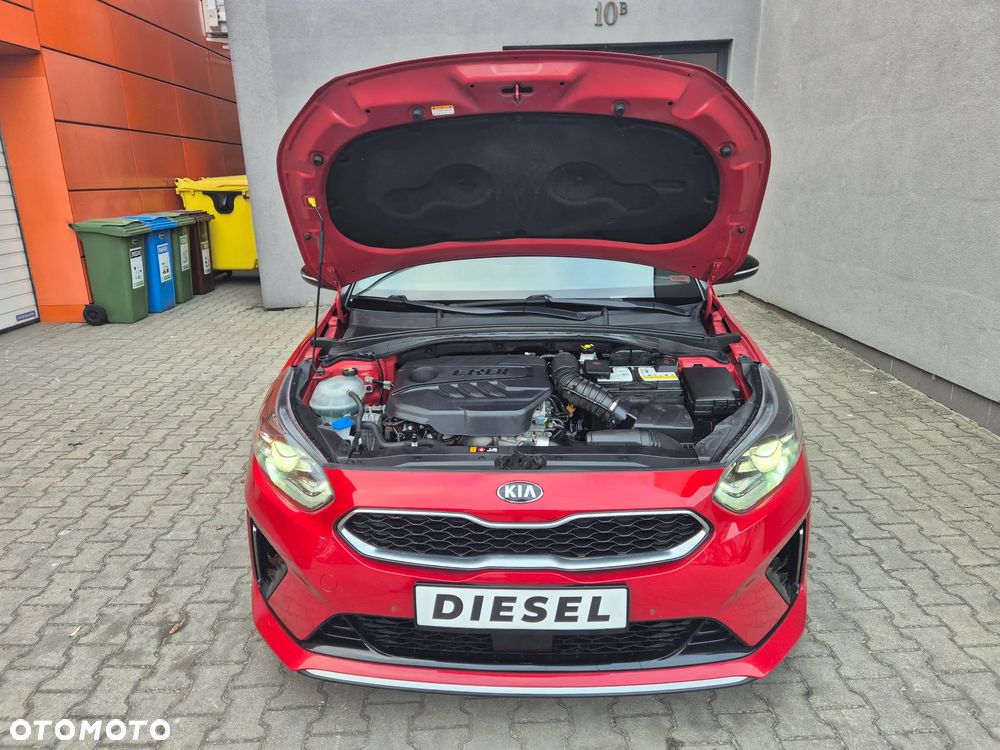 Kia ProCeed 1.6 CRDi GT Line - 36