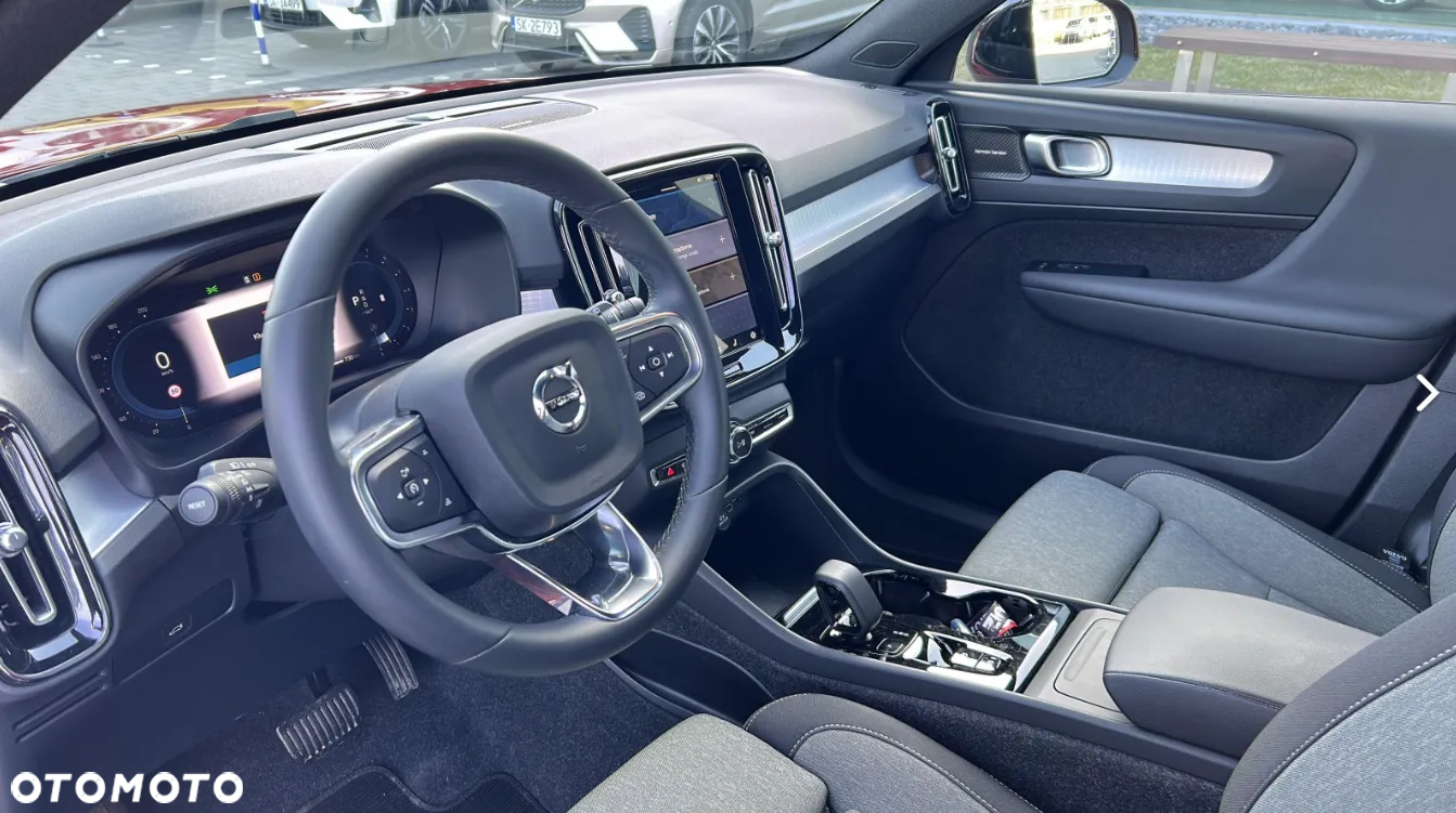 Volvo XC 40 B3 Plus Dark - 7