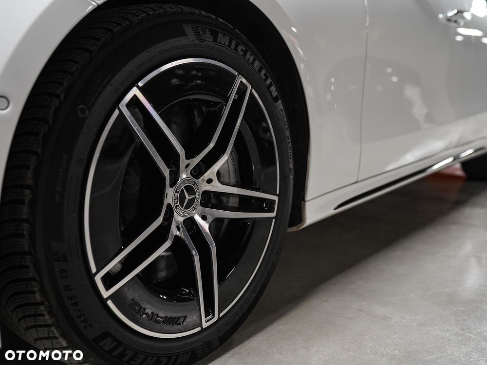 Mercedes-Benz Klasa E 220 d 9G-TRONIC Edition AMG Line - 14