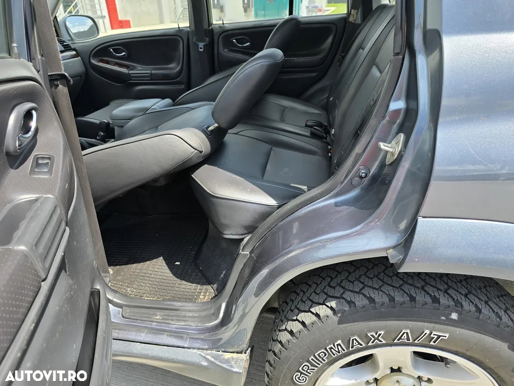 Suzuki Grand Vitara 2.0 TD Limited - 10