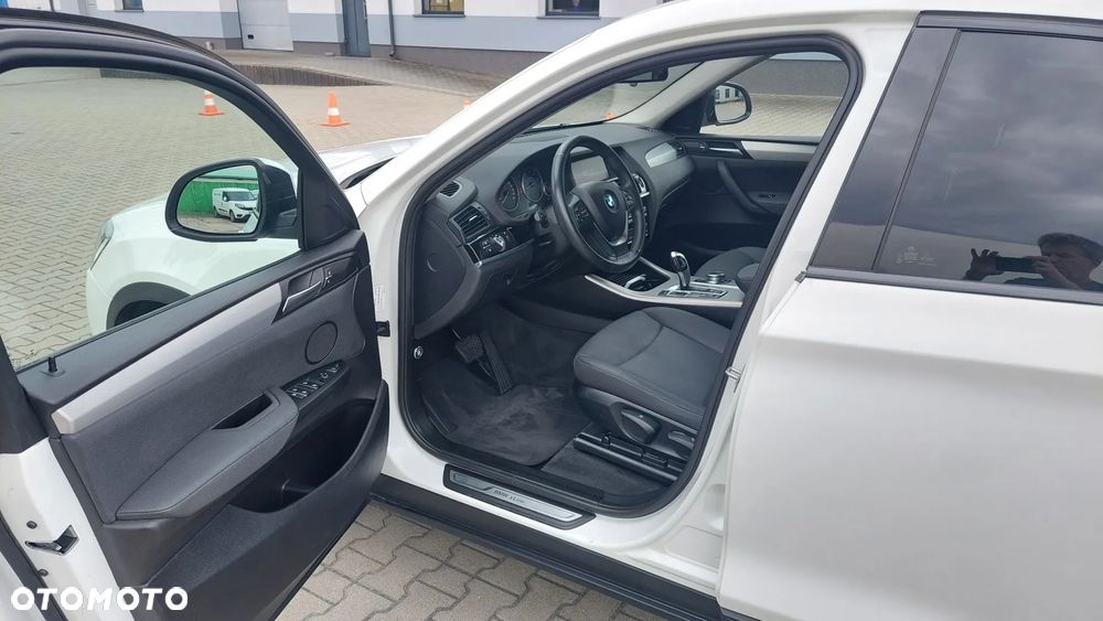 BMW X4 xDrive20i xLine - 9