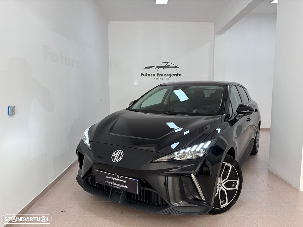 MG MG4 64 kWh Luxury - 2