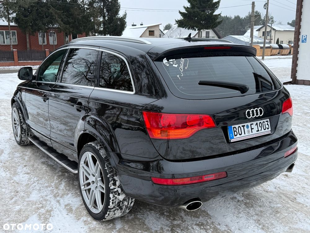 Audi Q7 - 9