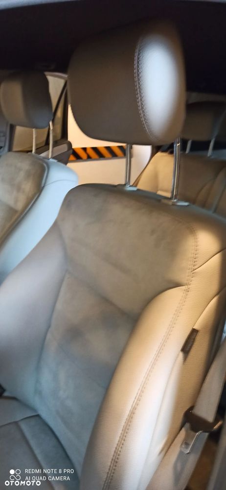 Mercedes-Benz ML - 12