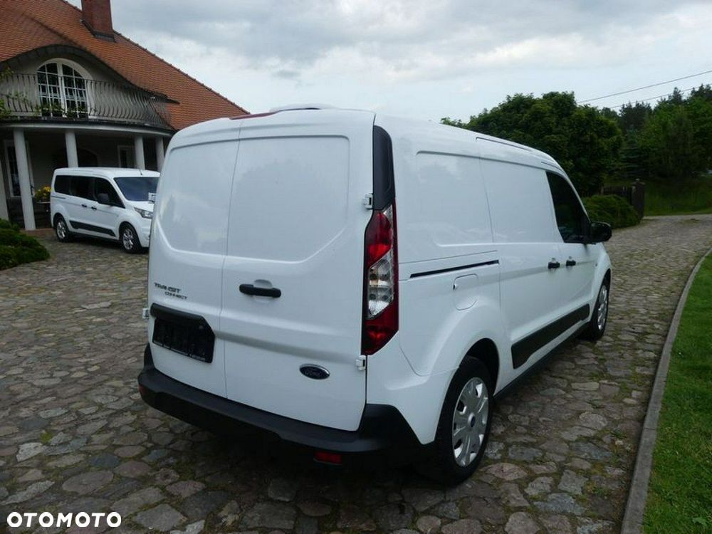 Ford Transit Connect - 22