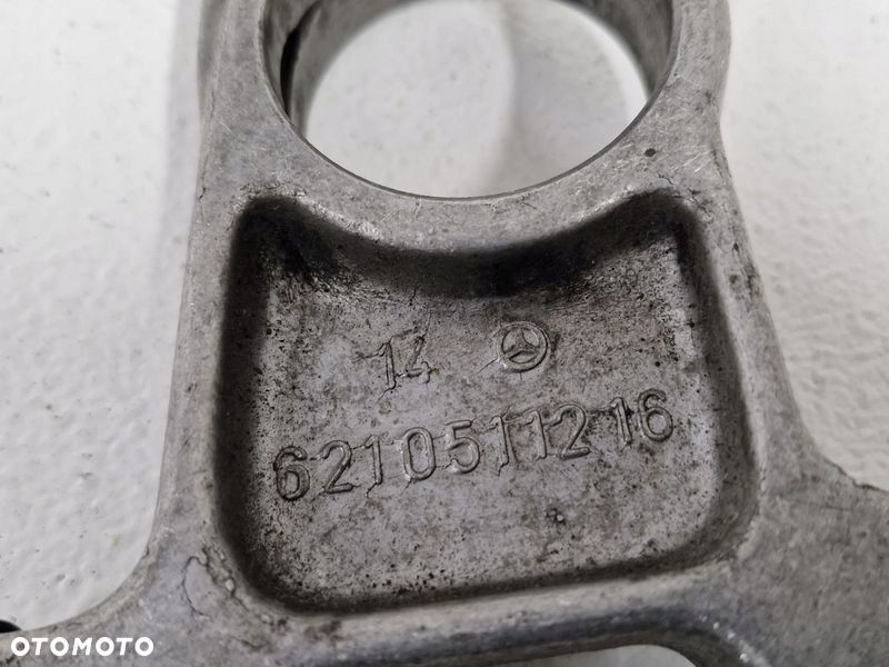 MERCEDES BENZ W123 2.4 D PODPORA WAŁKA ROZRZĄDU 6210511216 - 2