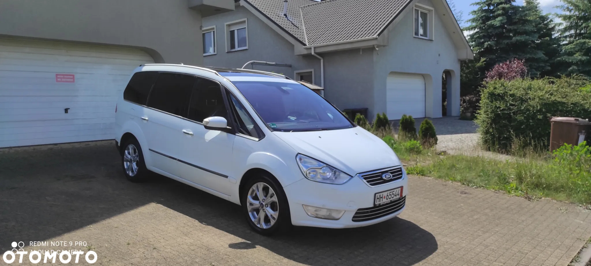 Ford Galaxy 2.0 TDCi DPF Titanium - 17
