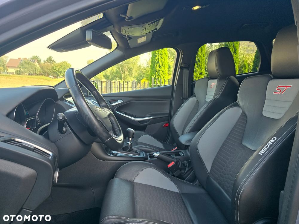 Ford Focus - 16