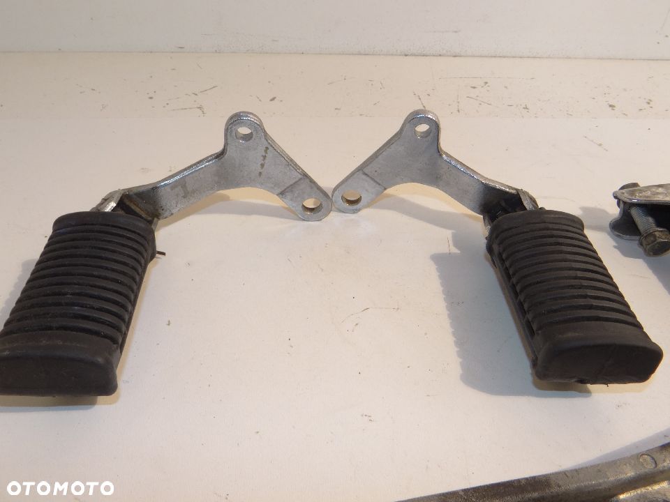 Suzuki GS 450L 85r Sety mocowania podnóżków + podnóżki  S150 - 6