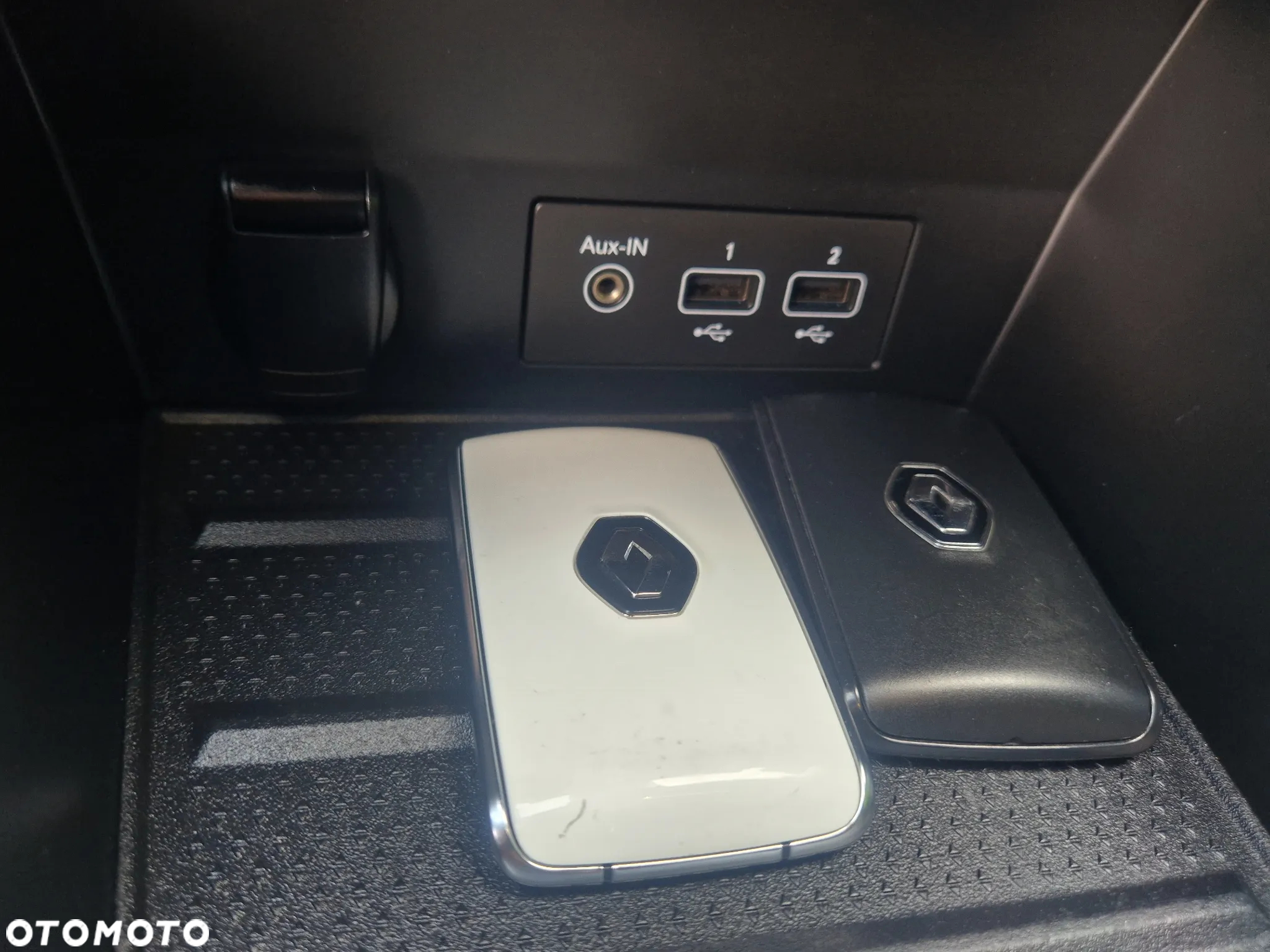 Renault Captur 1.3 TCe Intens EDC - 36