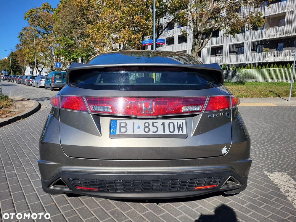 Honda Civic 1.8 Comfort - 25