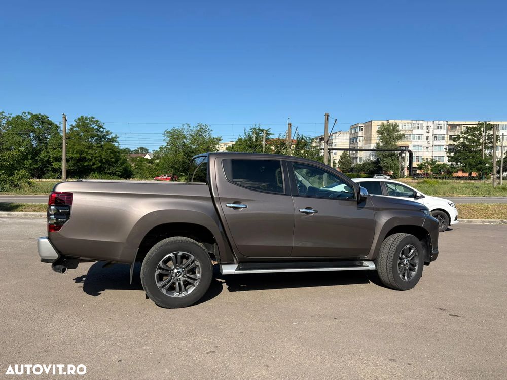 Mitsubishi L200 Double Cab 2.2 DI-D M/T Instyle - 8
