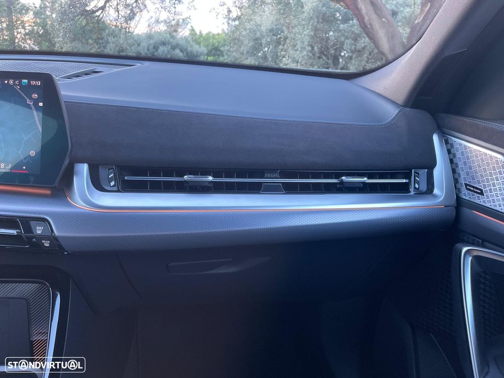 BMW iX2 xDrive30 Pack Desportivo M - 41