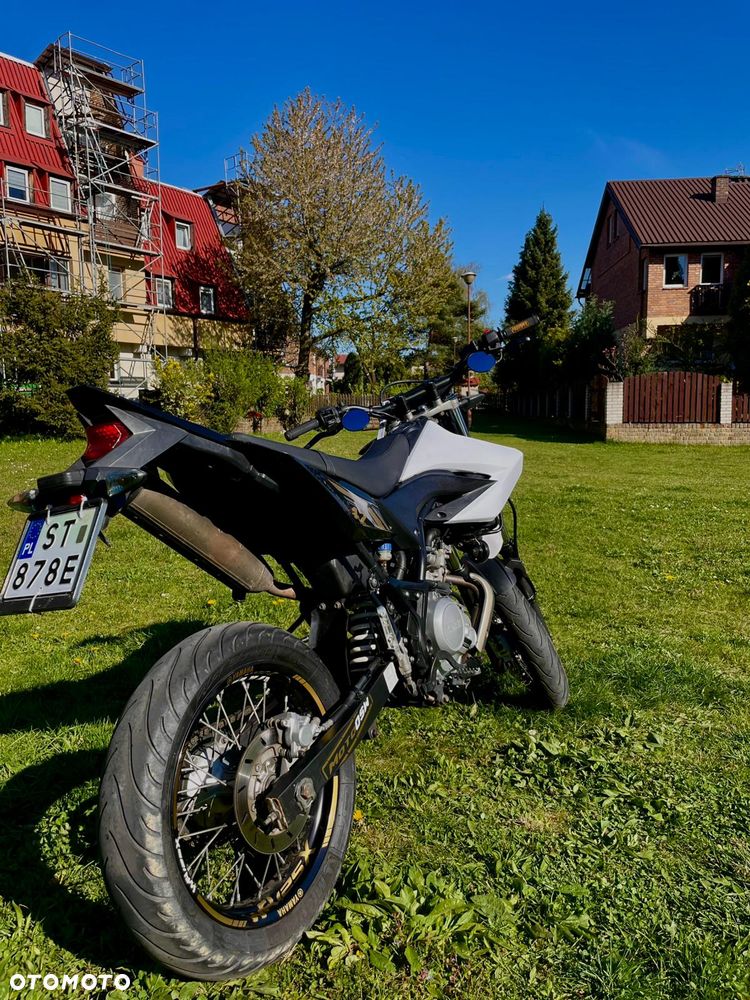 Yamaha WR - 4
