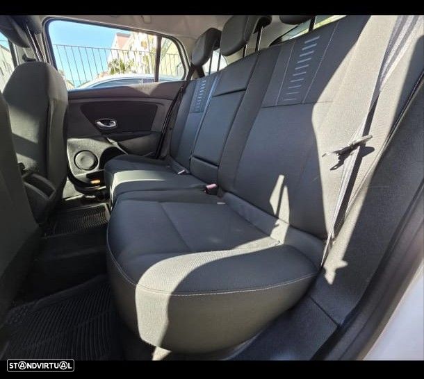 Renault Mégane Sport Tourer dCi 110 FAP Dynamique - 5