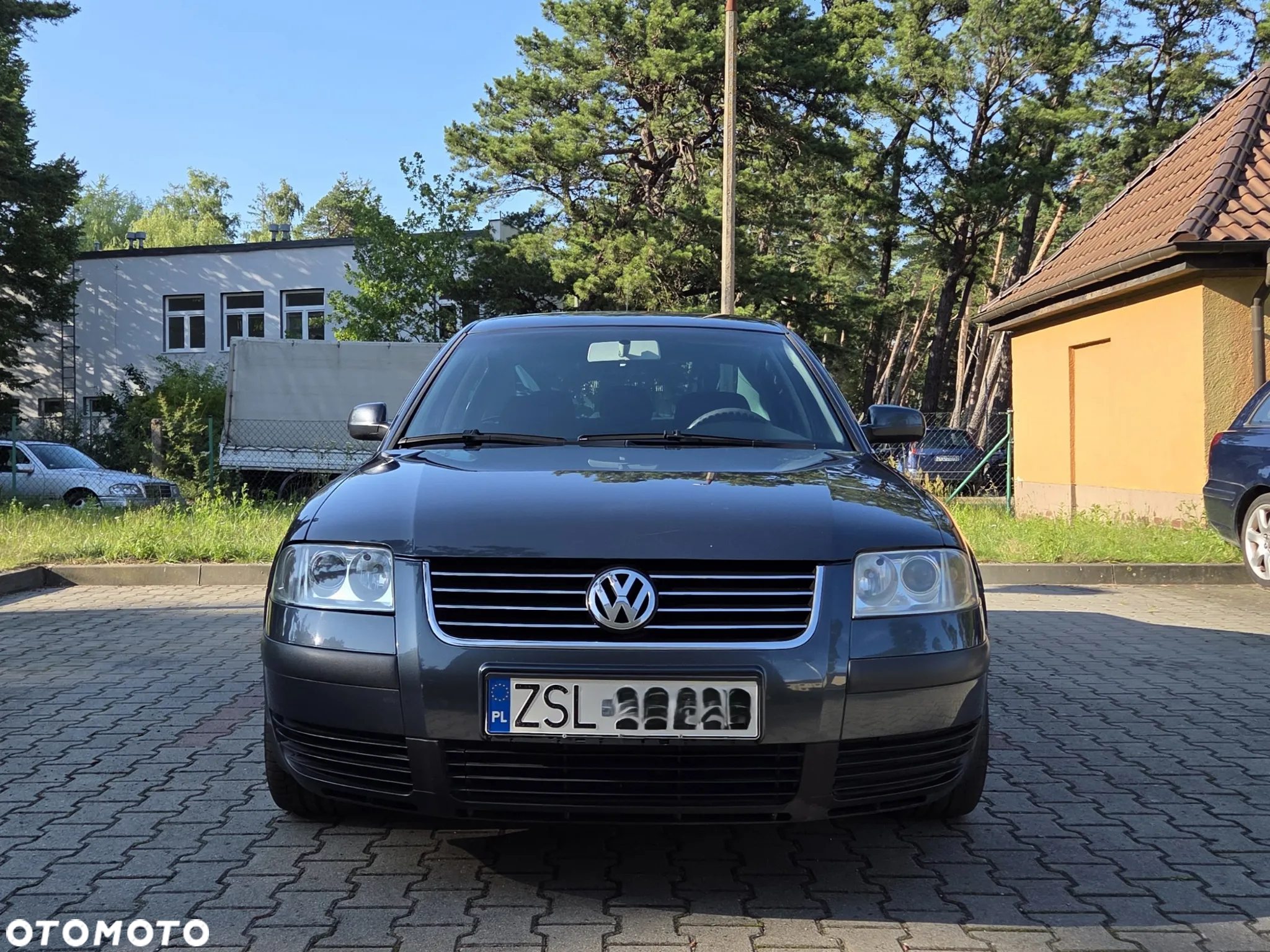 Volkswagen Passat 1.6 - 6