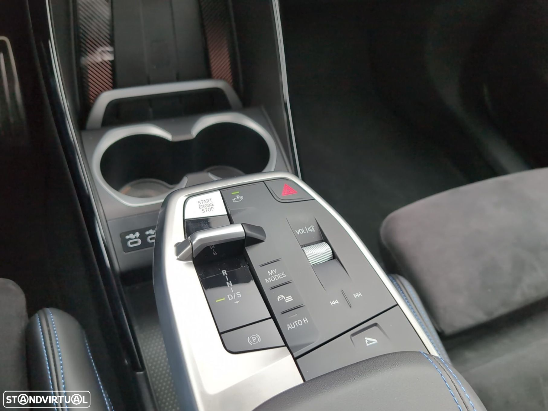 BMW X2 18 d sDrive Auto Pack M - 27