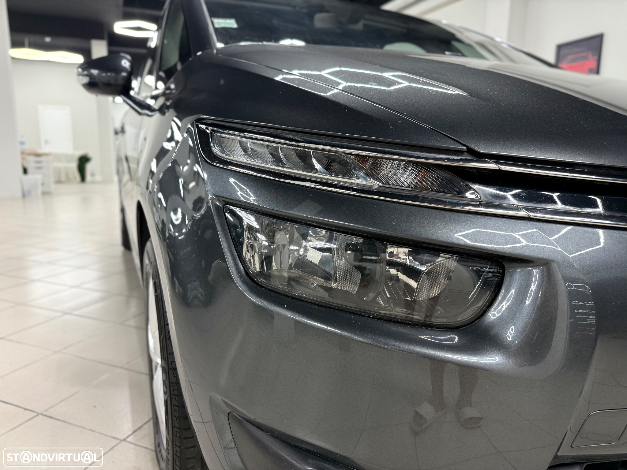 Citroën C4 Grand Picasso 1.6 e-HDi Collection - 4