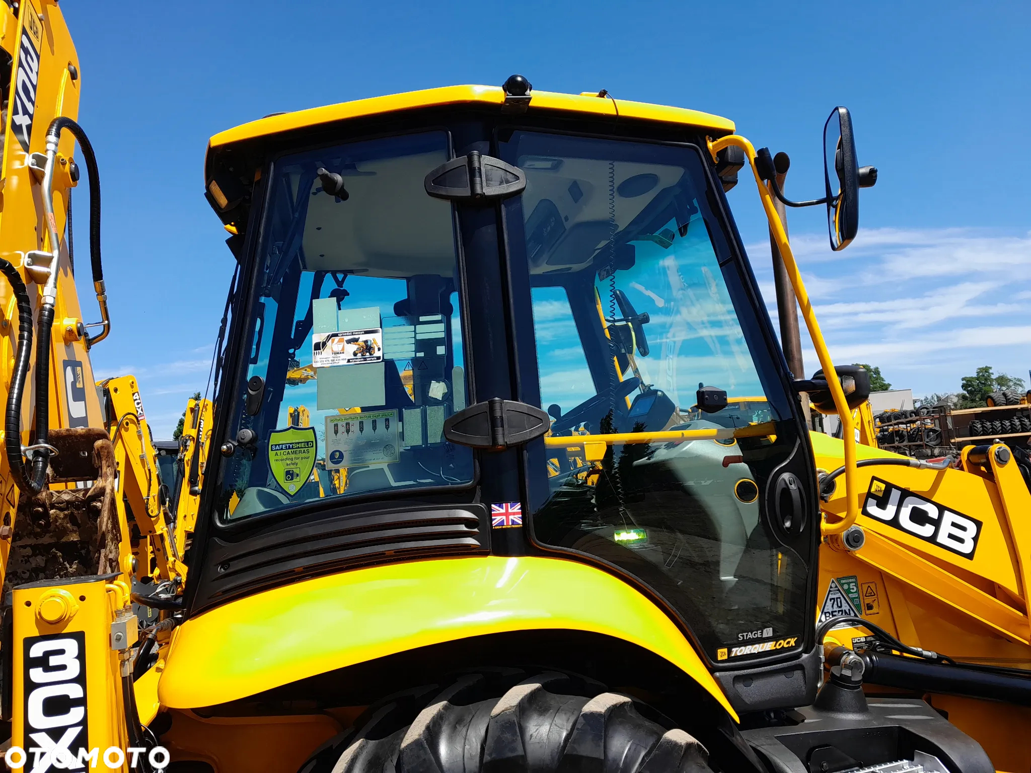 JCB 3CX  AEC - 9