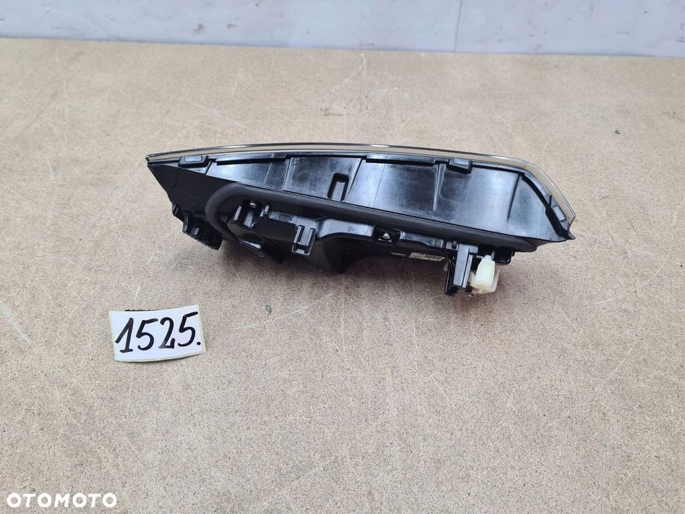 BMW 3 G20 LAMPA PRAWY TYŁ PRAWA TYLNA W KLAPĘ - 7