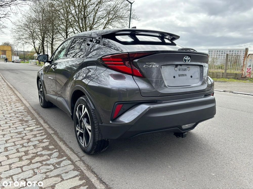 Toyota C-HR - 6