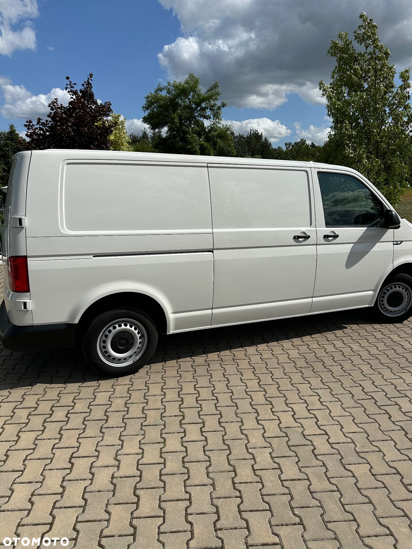 Volkswagen Transporter - 11