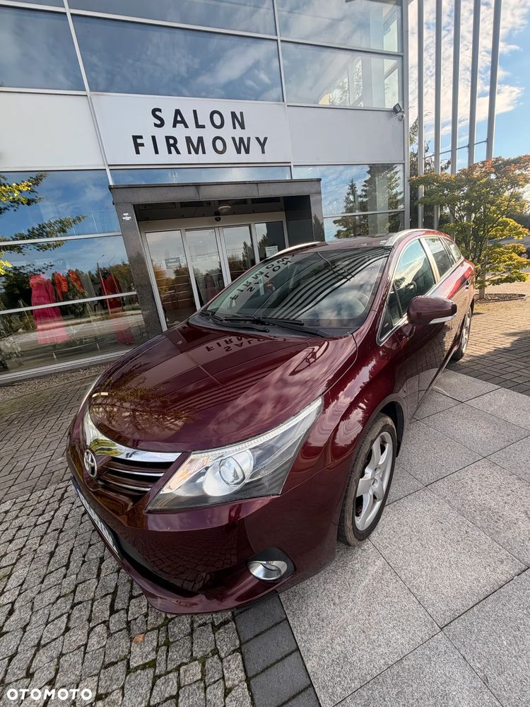Toyota Avensis 1.8 Multidrive S Executive - 18