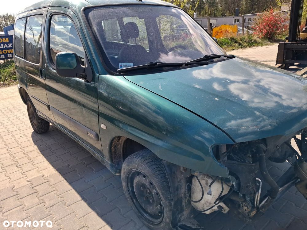 Citroen Berlingo I Peugeot Partner 1 Multispace silnik 1.9 D 51kW 70KM DW8 pompa wtryskowa Delphi R8448B371B skrzynia biegów drzwi maska klapa zderzak błotnik zielony KQAC maglownica belka mcperson sterownik panel moduł silniczek fotel szyba lusterko pompa przewód wąż kanapa wyświetlacz osłona mocowanie listwa felga zwrotnica lampa kokpit schowek stacyjka moduł komfortu bsi bsm boczek wentylator obudowa przewód alternator przekaźnik  mechanizm NA CZĘŚCI - 11