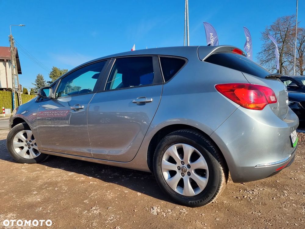 Opel Astra 1.4 Turbo Style - 9