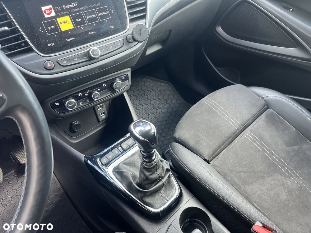 Opel Crossland X - 14