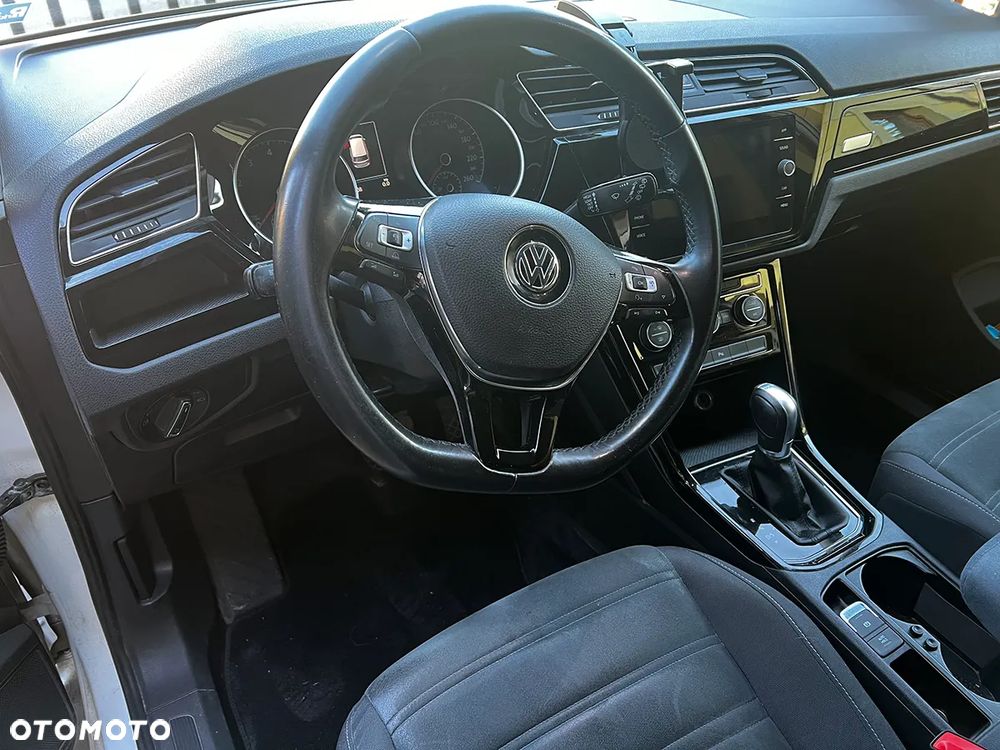 Volkswagen Touran 1.4 TSI BMT Highline DSG - 2