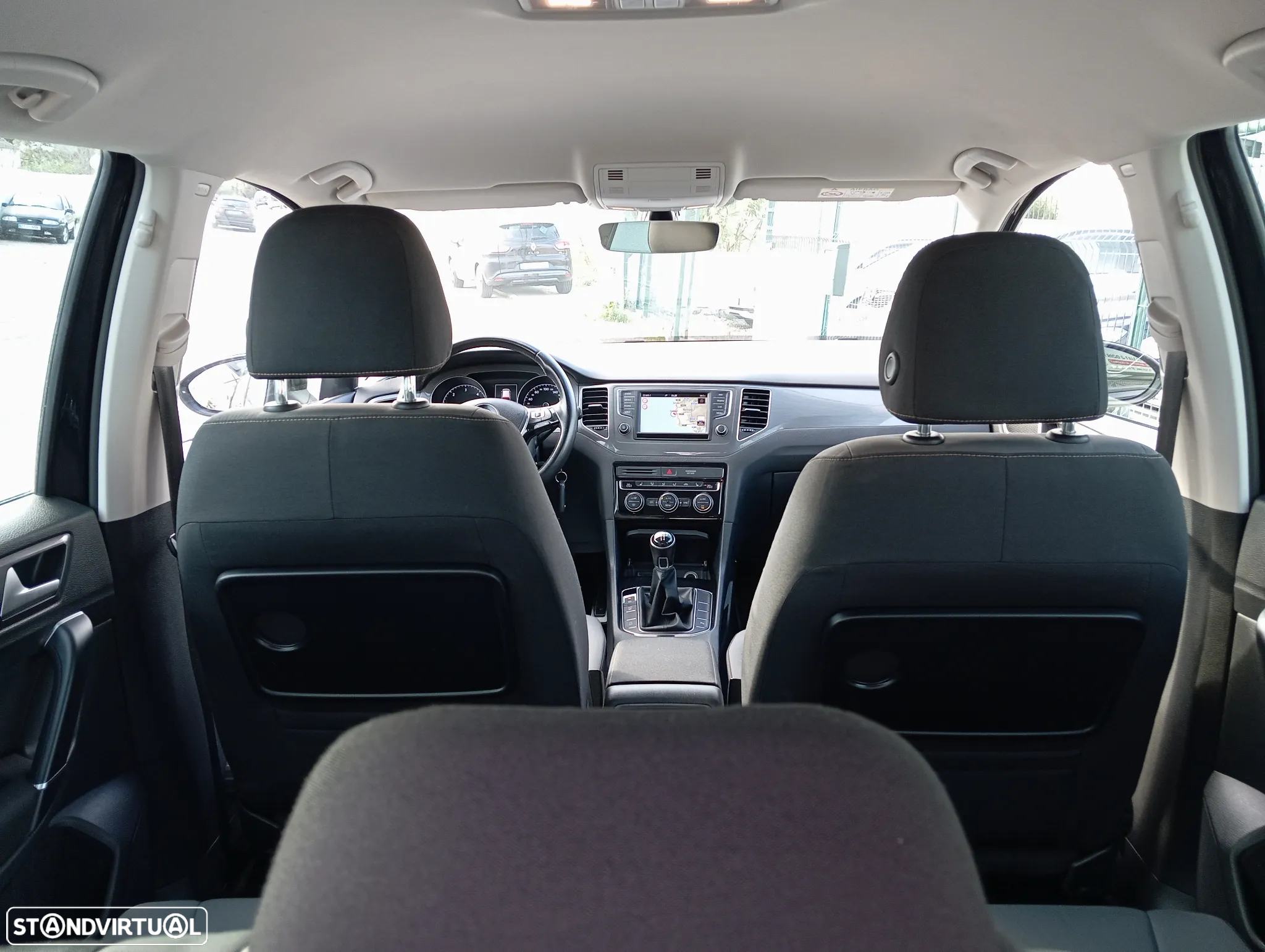 VW Golf Sportsvan 1.6 TDI BlueMotion Allstar - 15